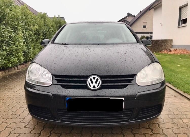 Schwarz Gebraucht 2005 VW Golf V Limousine | 3.999 € (Fairer Preis) - Bild 1/4