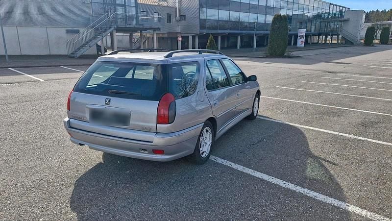 Gebraucht Peugeot 306 90 PS (66 kW) 1999 Silber Kombi