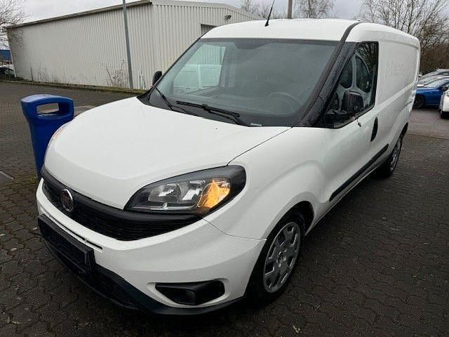 Weiß Gebraucht 2019 Fiat Doblò Van / Kleinbus | 7.250 € (Superpreis) - Bild 1/4