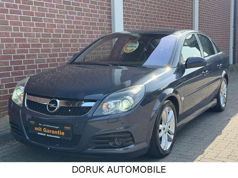 Blau Gebraucht 2006 Opel Vectra GTS Sport Limousine | 5.990 € (Teuer) - Bild 1/4
