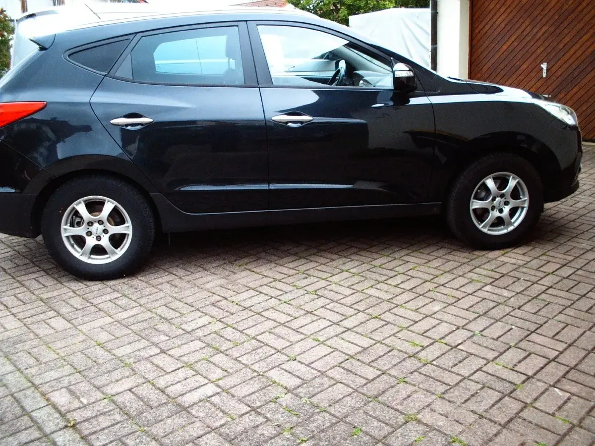 Gebraucht Hyundai ix35 184 PS (135 kW) 2011 Schwarz SUV