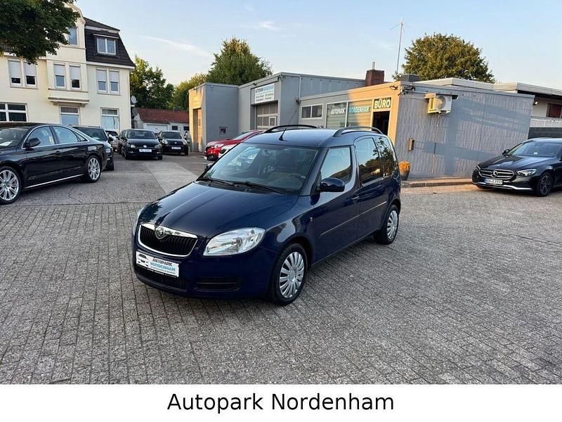 Blau Gebraucht 2009 Skoda Roomster Plus Edition Kombi | 4.950 € (Teuer) - Bild 1/4
