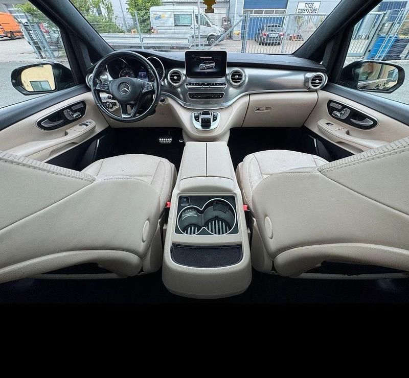 Gebraucht Mercedes V250 190 PS (139 kW) 2016 Schwarz Van / Kleinbus