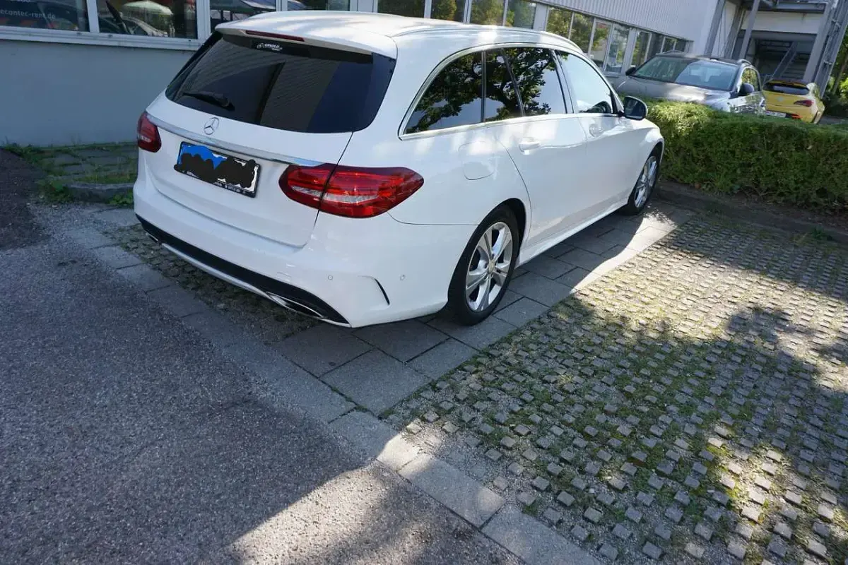 Gebraucht Mercedes C250 AMG line 211 PS (155 kW) 2016 Kombi