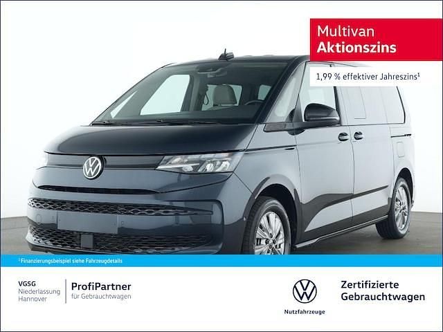 Blau Gebraucht 2024 VW Multivan Basis Van / Kleinbus | 58.300 € (Teuer) - Bild 1/4