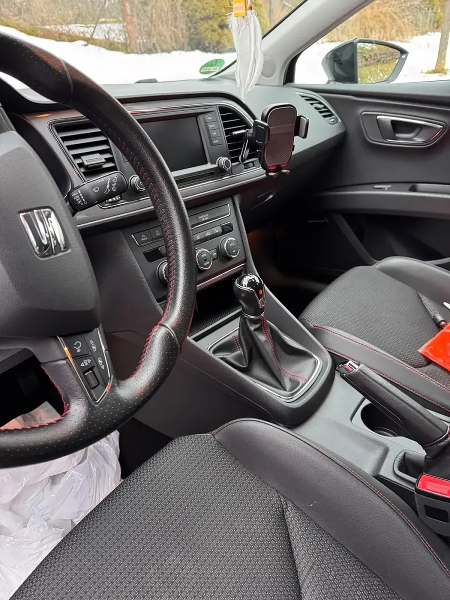 Gebraucht Seat Leon FR 179 PS (131 kW) 2015 Schwarz Limousine