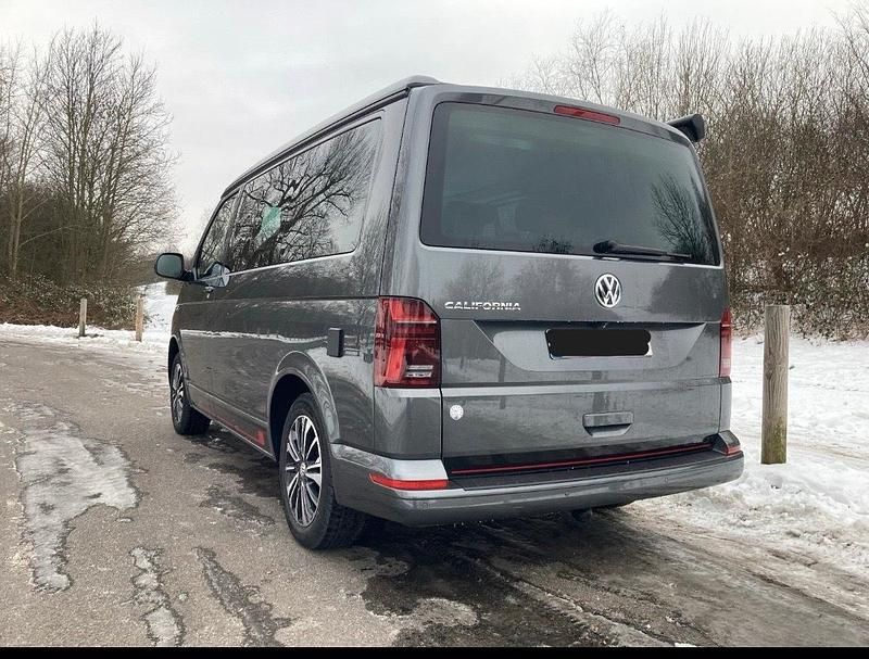 Gebraucht VW California Edition 150 PS (110 kW) 2024 Grau Van