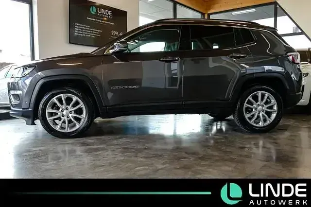Gebraucht Jeep Compass Limited 150 PS (110 kW) 2021 Granite crystal met. clear coa SUV