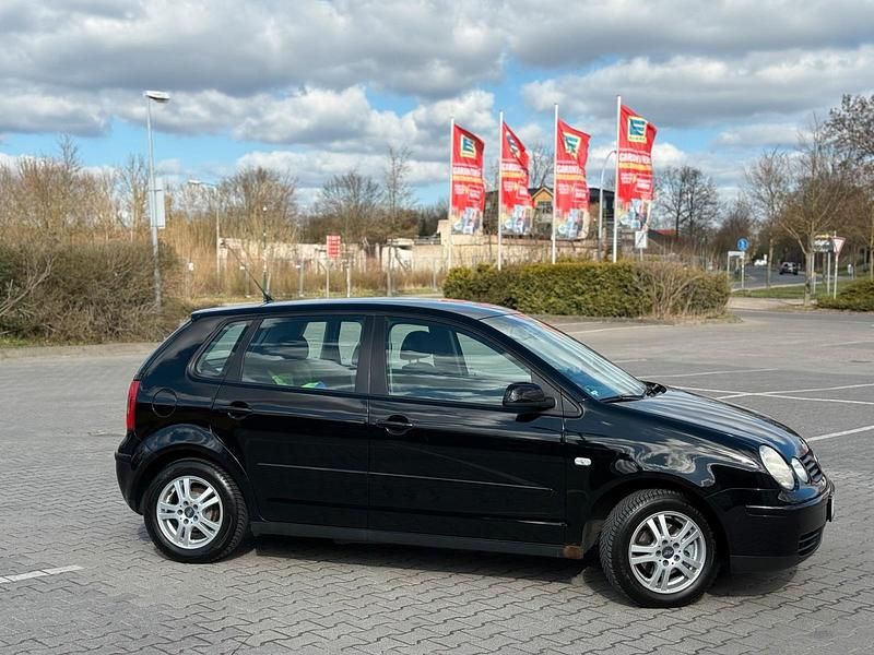 Gebraucht VW Polo Edition 75 PS (55 kW) 2005 Schwarz Kleinwagen