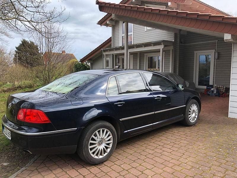 Second-hand VW Phaeton 334 CP (245 kW) 2008 Albastru Berlinǎ