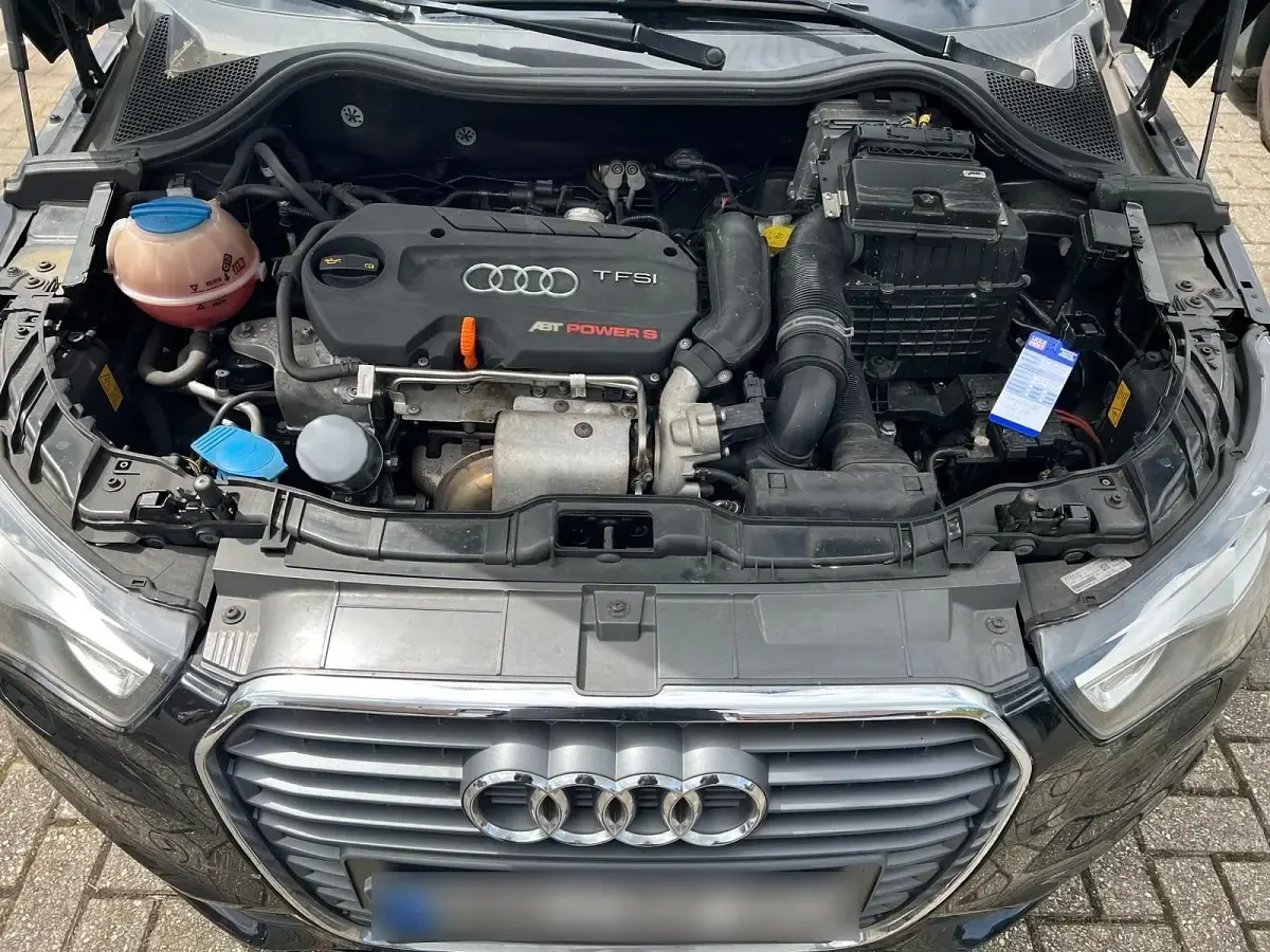 Gebraucht Audi A1 160 PS (117 kW) 2011 Schwarz Kleinwagen