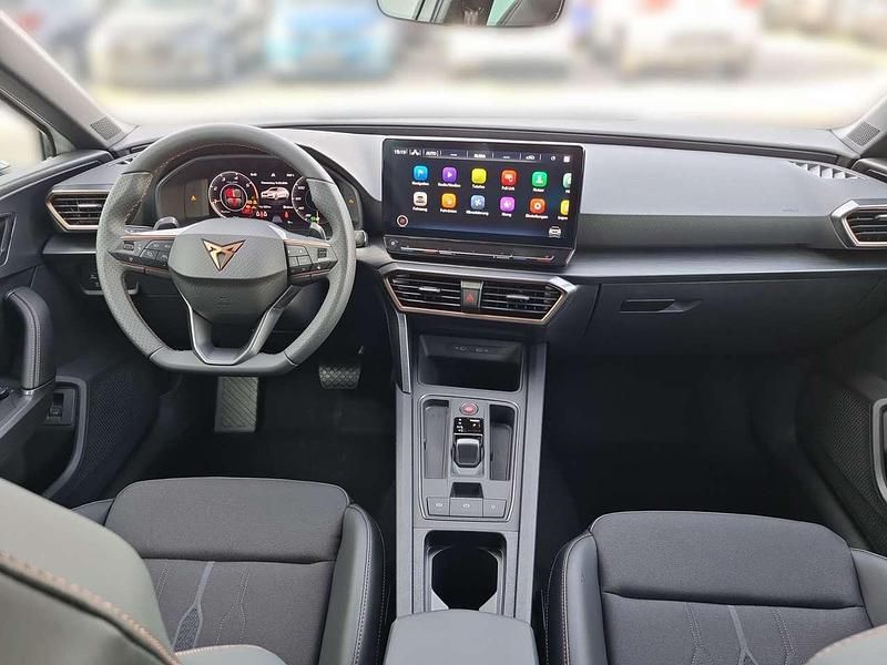 Gebraucht Cupra Leon 150 PS (110 kW) 2024 Nevada weiß Kombi