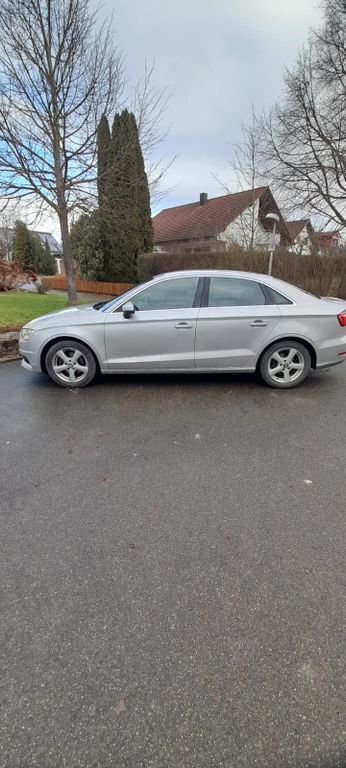 Gebraucht Audi A3 Ambition 140 PS (102 kW) 2014 Silber Limousine