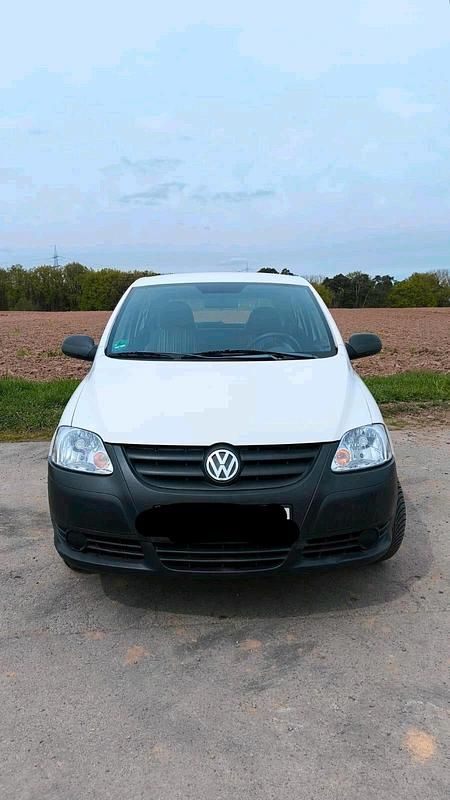 Gebraucht VW Fox 55 PS (40 kW) 2006 Weiß Kleinwagen