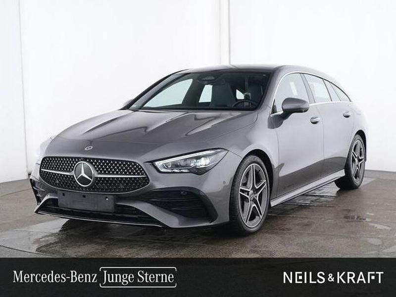 Gebraucht Mercedes CLA200 AMG 150 PS (110 kW) 2024 Metalliclack mountaingrau Kombi