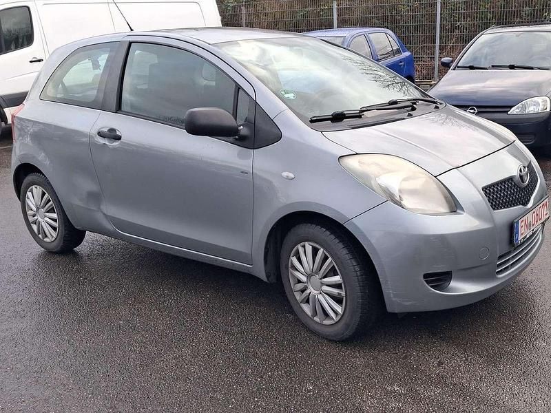 Gebraucht Toyota Yaris Sol 69 PS (50 kW) 2006 Grau Limousine
