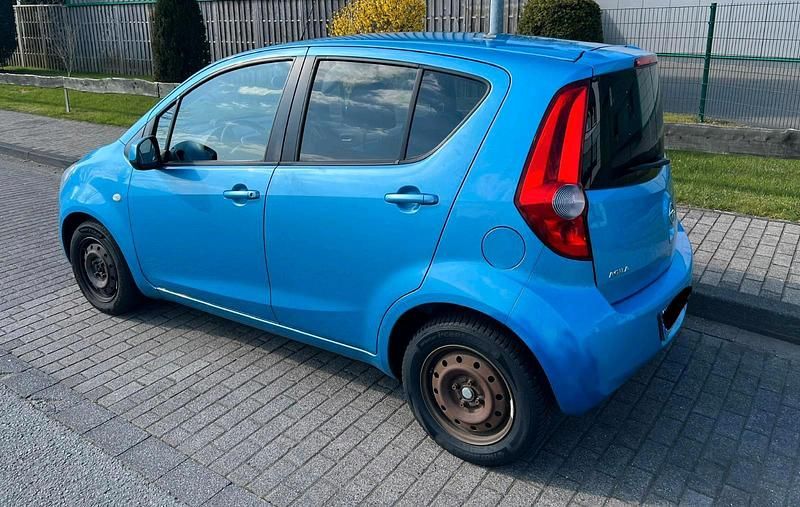 Gebraucht Opel Agila 86 PS (63 kW) 2010 Blau Kleinwagen
