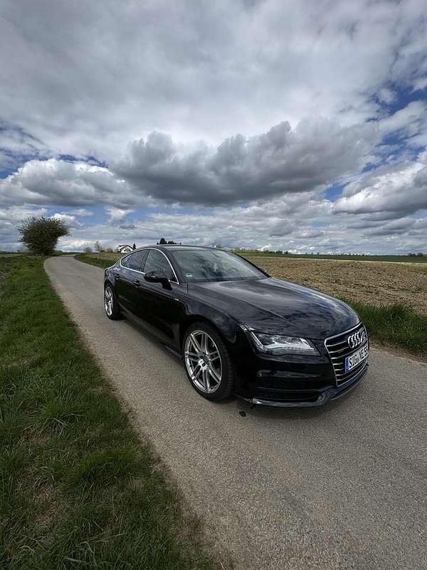 Schwarz Gebraucht 2011 Audi A7 S-Line Kleinwagen | 15.999 € (Guter Preis) - Bild 1/4