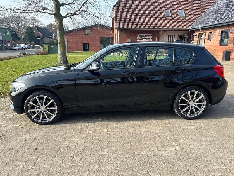 Gebraucht BMW 118 Advantage 136 PS (100 kW) 2017 Schwarz Kleinwagen