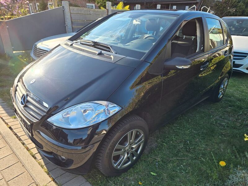 Schwarz Gebraucht 2006 Mercedes A150 Classic Van / Kleinbus | 4.900 € (Fairer Preis) - Bild 1/4