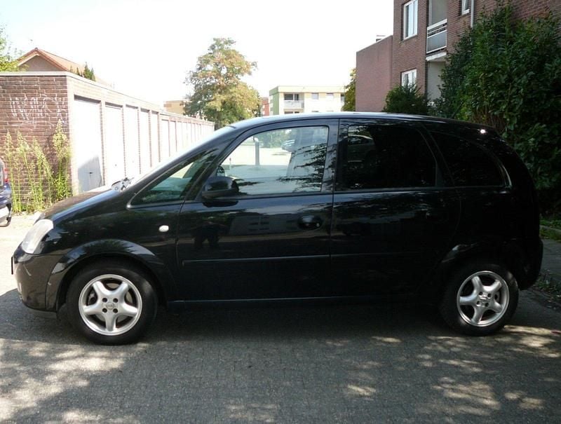 Schwarz Gebraucht 2006 Opel Meriva Van / Kleinbus | 2.000 € (Fairer Preis) - Bild 1/4