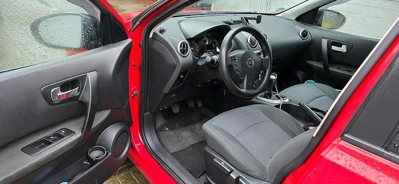 Rot Gebraucht 2009 Nissan Qashqai SUV | 4.299 € - Bild 1/4