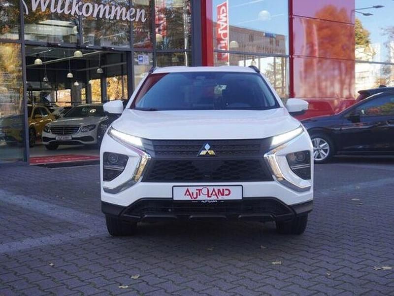 Gebraucht Mitsubishi Eclipse Cross Basis 188 PS (138 kW) 2022 Weiß SUV