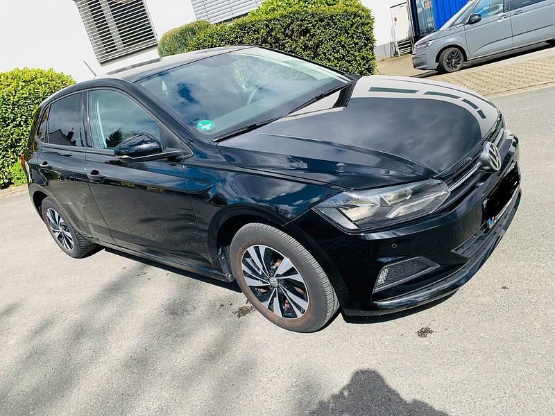 Gebraucht VW Polo 95 PS (69 kW) 2019 Schwarz Kleinwagen