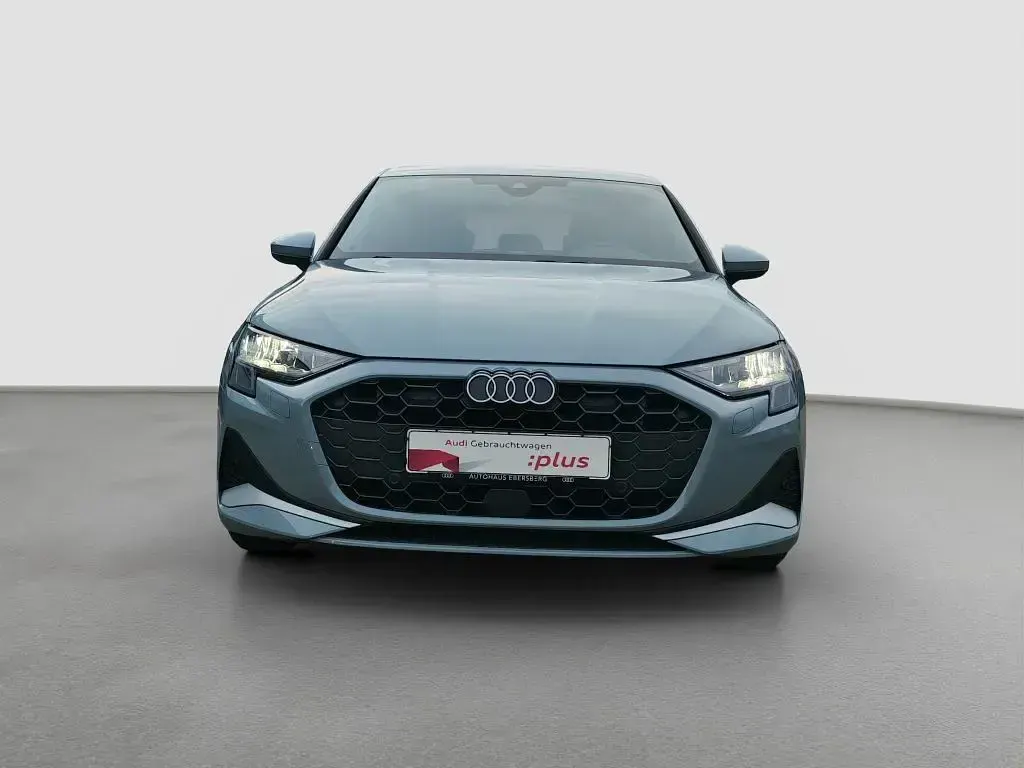 Gebraucht Audi A3 Advanced Plus 150 PS (110 kW) 2025 Grau Limousine
