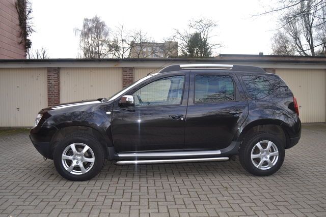 Gebraucht Dacia Duster Prestige 105 PS (77 kW) 2010 Schwarz metallic SUV
