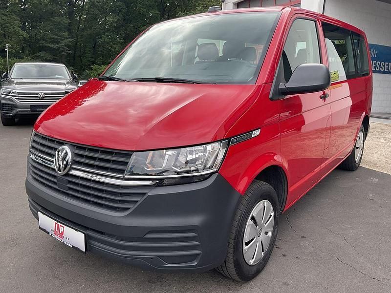 Kirschrot Gebraucht 2021 VW Caravelle Van / Kleinbus | 27.999 € (Superpreis) - Bild 1/4