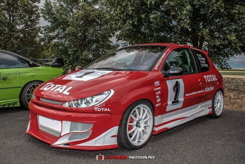 Rot Gebraucht 2004 Peugeot 206 RC Limousine | 18.000 € - Bild 1/4