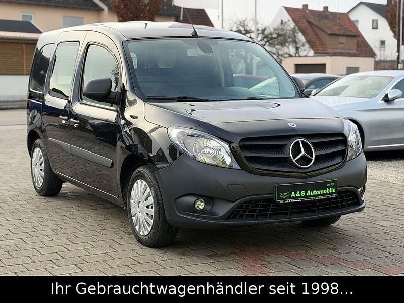 Gebraucht Mercedes Citan 111 116 PS (85 kW) 2021 Schwarz Van / Kleinbus