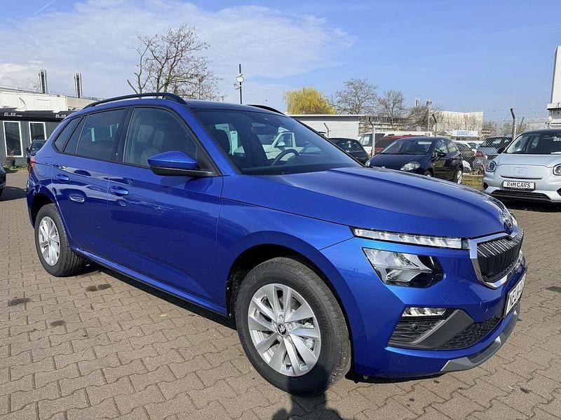Neu Skoda Kamiq Selection 116 PS (85 kW) 2026 Race blau SUV