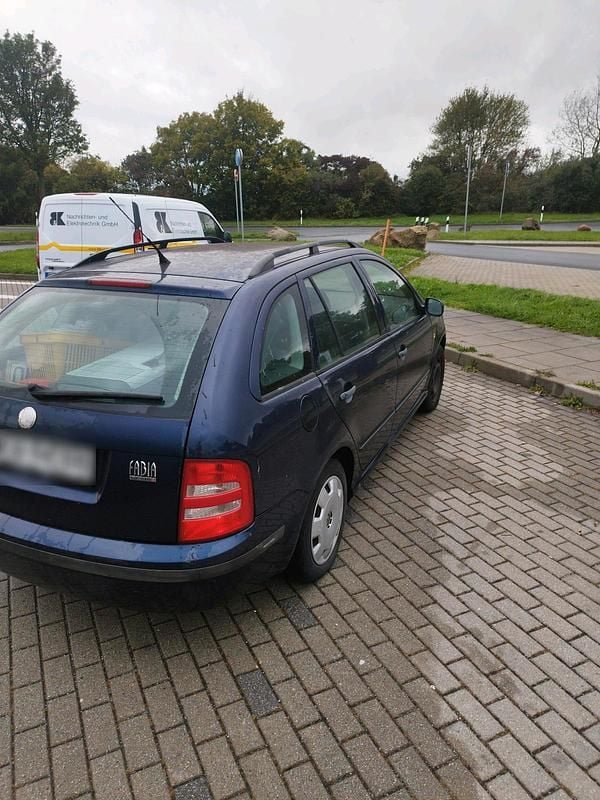Gebraucht Skoda Fabia 64 PS (47 kW) 2004 Blau Kombi