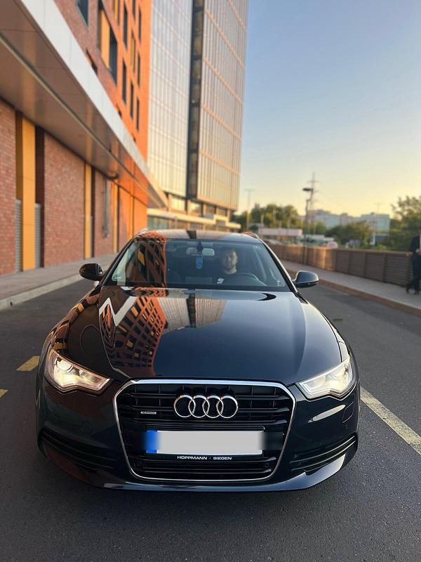 Blau Gebraucht 2013 Audi A6 Sport Kombi | 11.900 € (Fairer Preis) - Bild 1/4