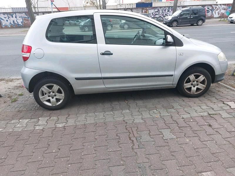 Gebraucht VW Fox 40 PS (29 kW) 2007 Silber Kleinwagen