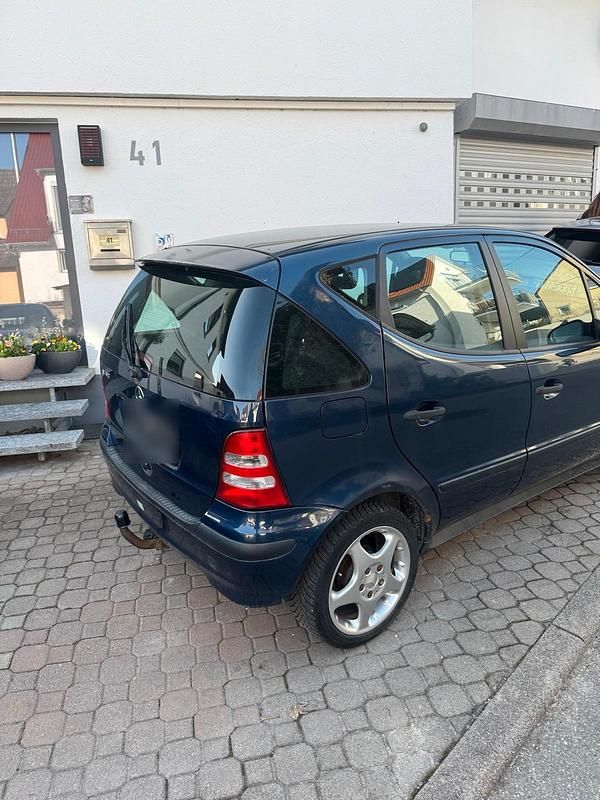 Gebraucht Mercedes A170 95 PS (69 kW) 2003 Blau Kleinwagen