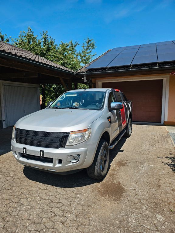 Grau Gebraucht 2012 Ford Ranger XLT Abholung | 16.500 € (Fairer Preis) - Bild 1/4