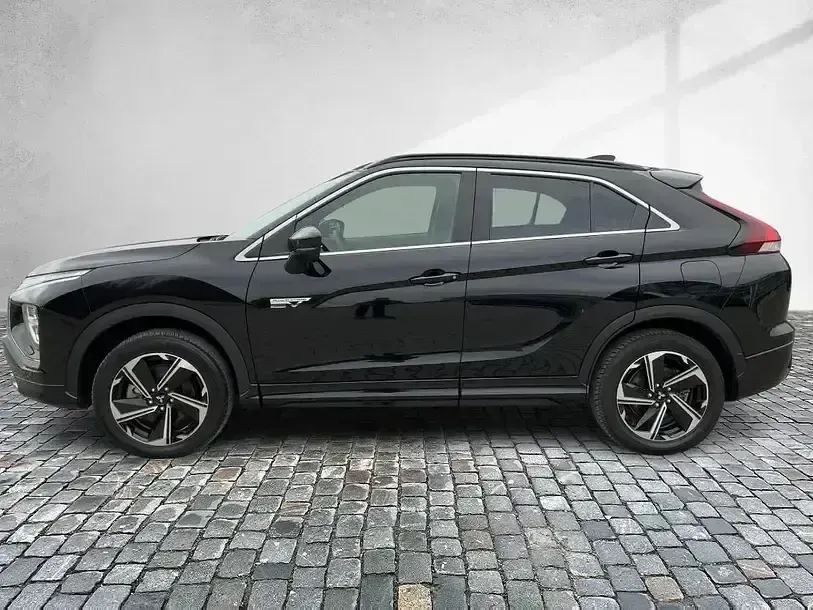 Gebraucht Mitsubishi Eclipse Cross Plus 188 PS (138 kW) 2024 Pantherschwarz SUV