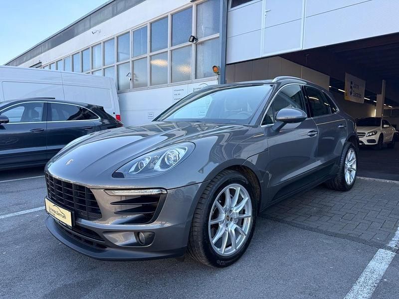 Gebraucht Porsche Macan Chrono 258 PS (189 kW) 2015 Braun SUV