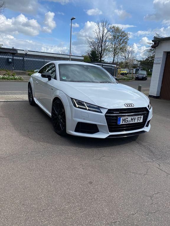 Weiß Gebraucht 2017 Audi TT Competition Coupé | 25.900 € (Etwas zu teuer) - Bild 1/4