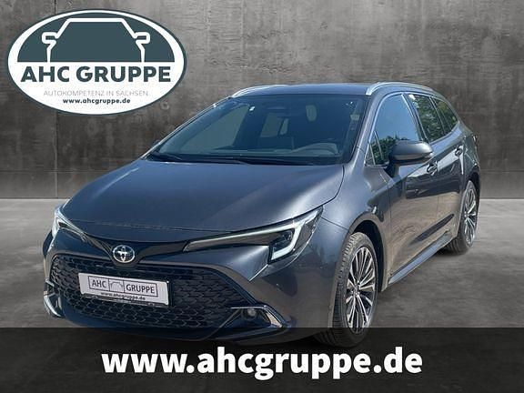 Marlingrau metallic Gebraucht 2024 Toyota Corolla Team | 29.990 € (Teuer) - Bild 1/4