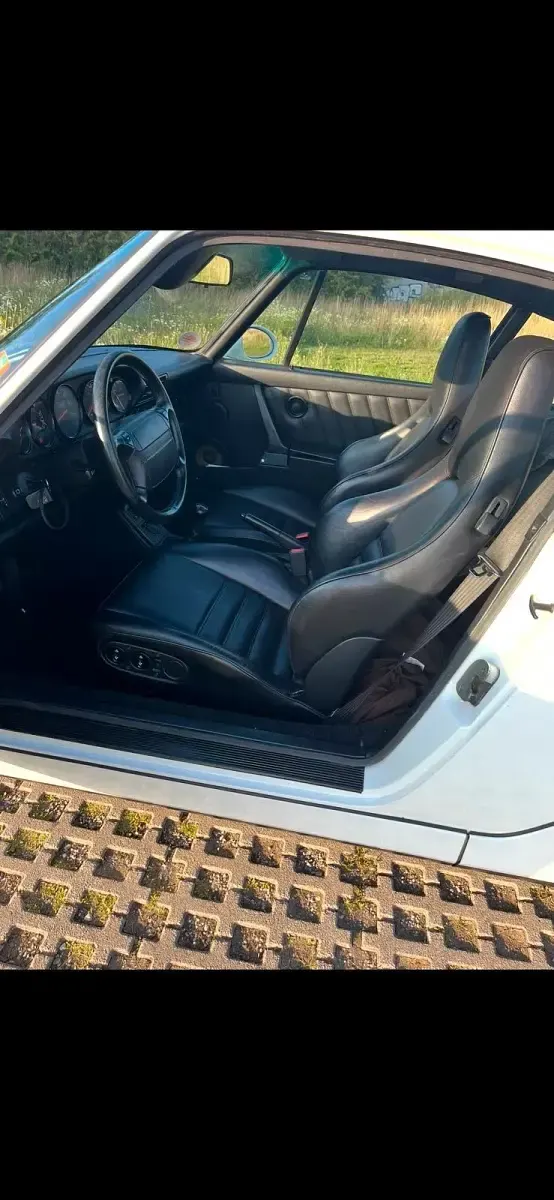 Gebraucht Porsche 911 Carrera 2 250 PS (183 kW) 1992 Weiß Coupé