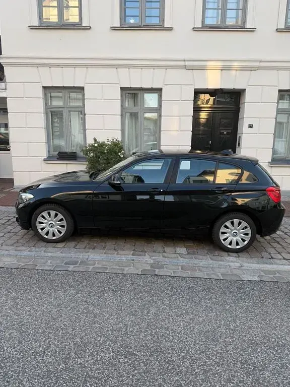 Gebraucht BMW 118 136 PS (100 kW) 2015 Schwarz Kleinwagen
