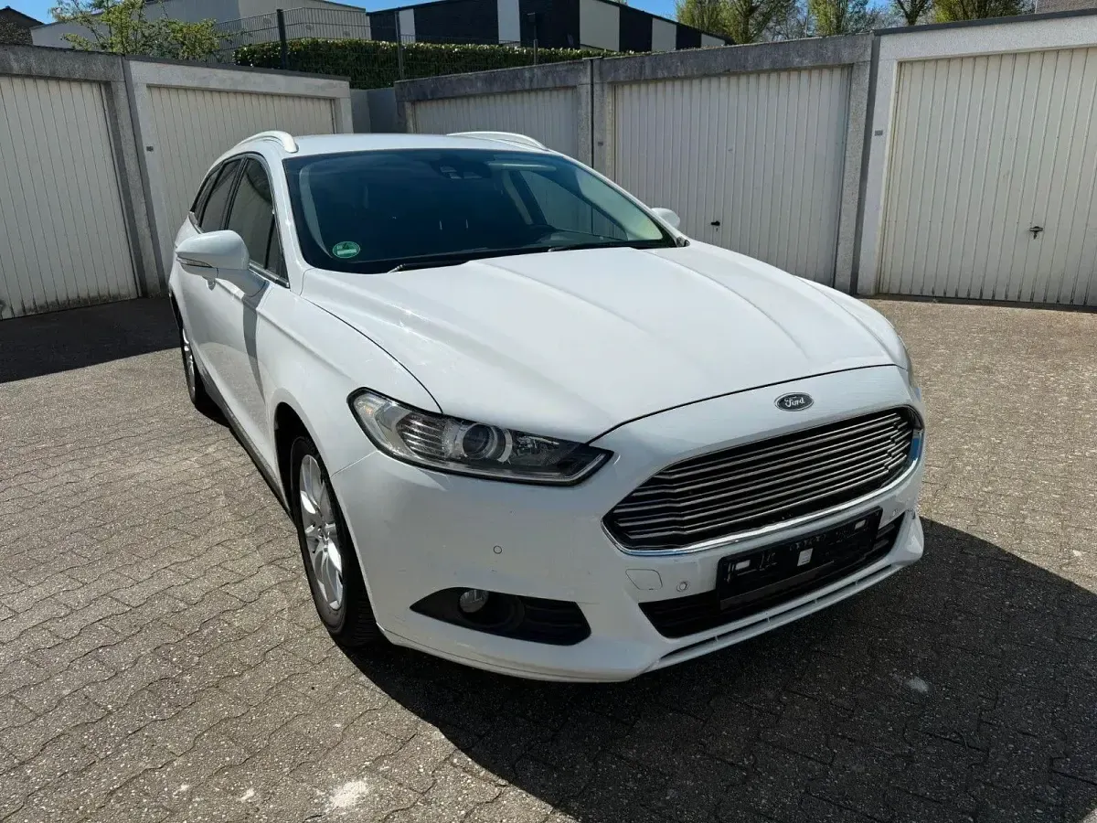 Gebraucht Ford Mondeo Business Edition 120 PS (88 kW) 2016 Weiß Kombi