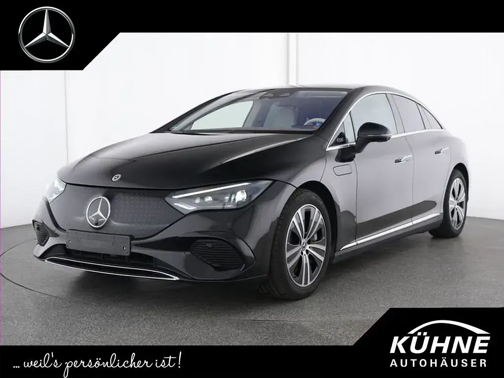 Używany Mercedes EQE300 Premium 180 kW (245 KM) 2025 Sedan/Limuzyna