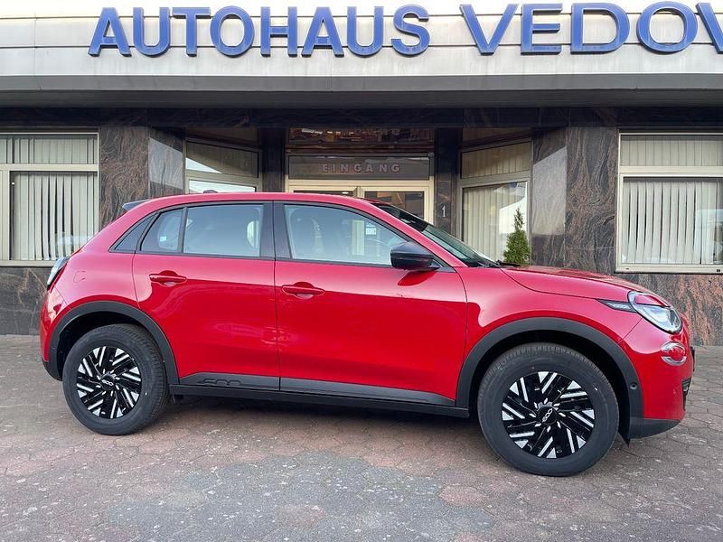 Gebraucht Fiat 600 101 PS (74 kW) 2024 Rot SUV