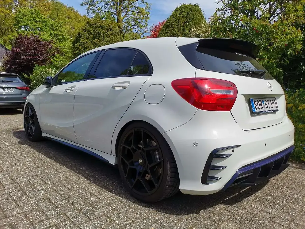 Gebraucht Mercedes A45 AMG AMG 421 PS (309 kW) 2017 Weiß Limousine