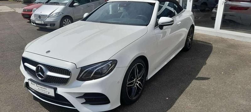 Weiß Gebraucht 2020 Mercedes E200 AMG line Cabrio | 39.450 € (Fairer Preis) - Bild 1/4